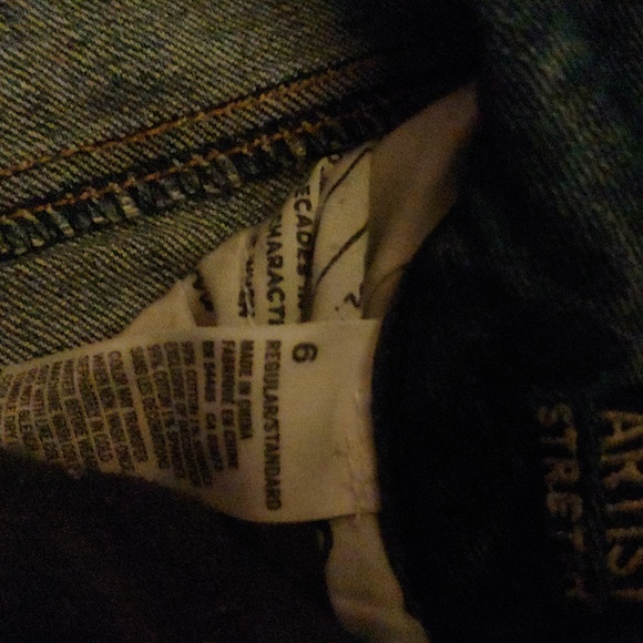 Jeans - Picture 3 of 4